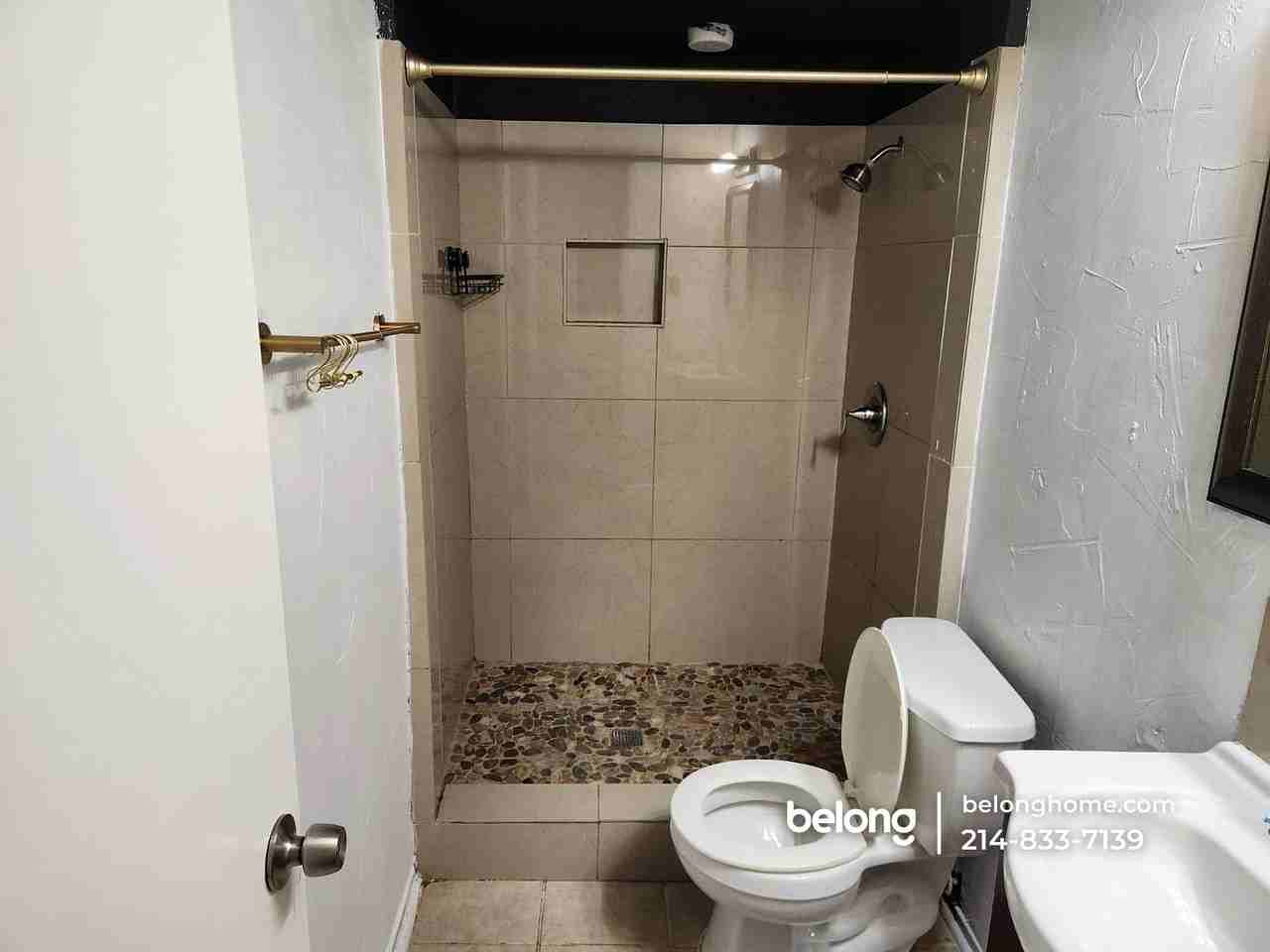 5640 Harvest Hill Rd - Photo 4 of 9