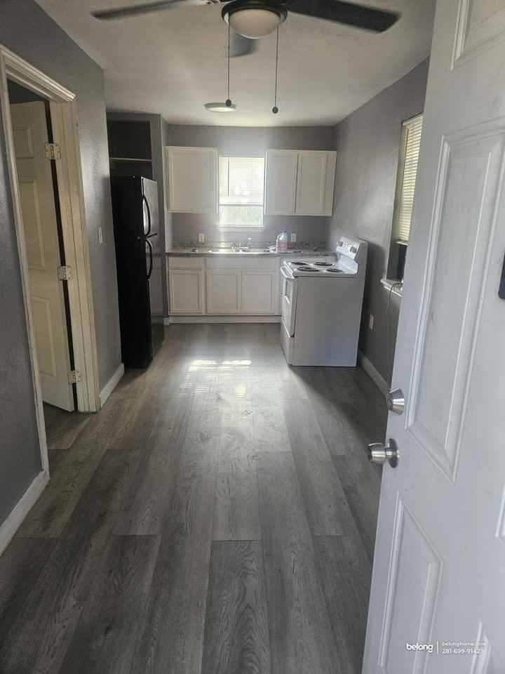 7909 Brutus St #3 - Photo 2 of 8