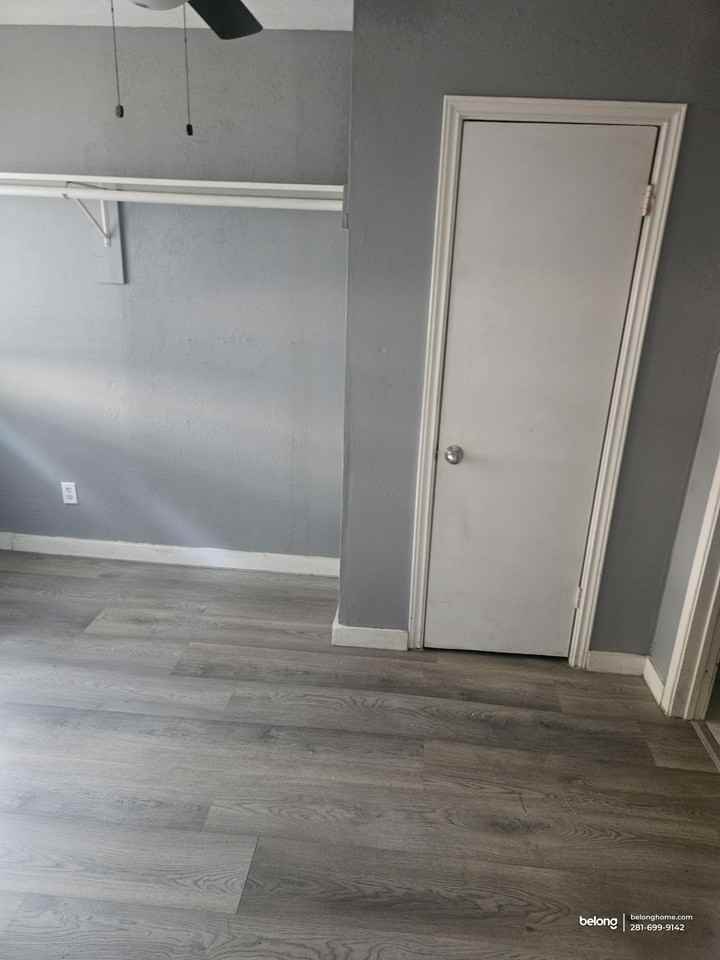 7909 Brutus St #3 - Photo 7 of 8