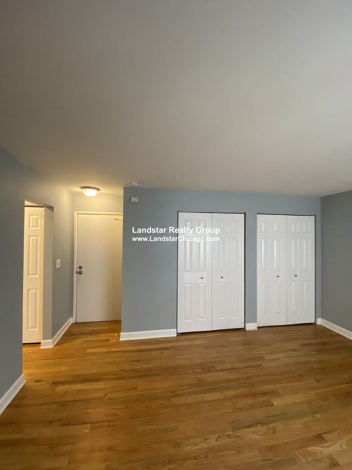663 West Grace Street #212 - Photo 5 of 12