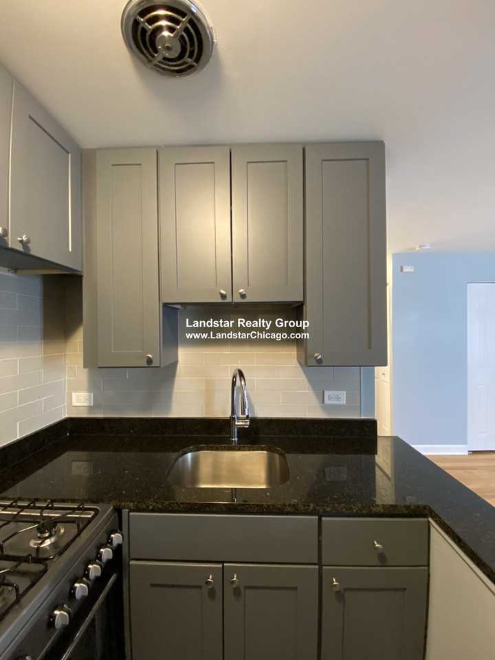 663 West Grace Street #212 - Photo 4 of 12