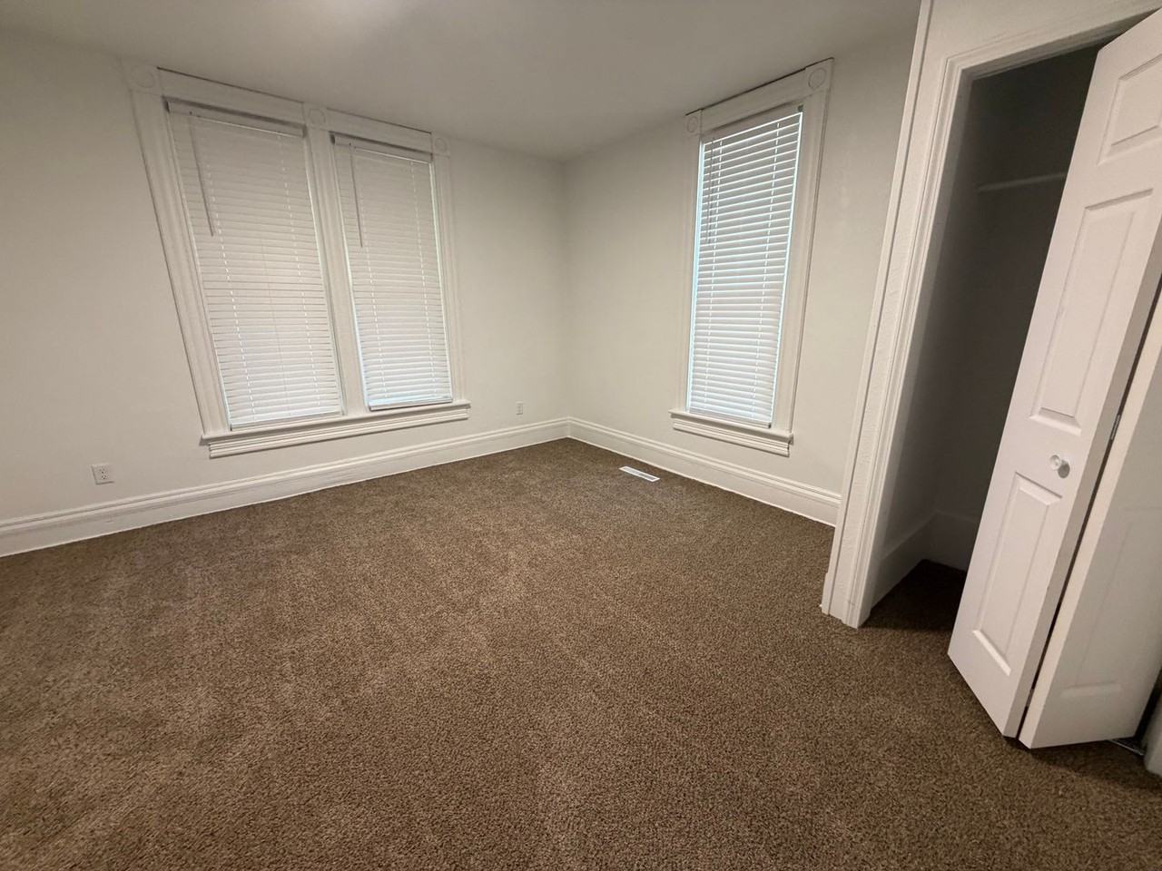 1101 N 13th St - Photo 3 of 16
