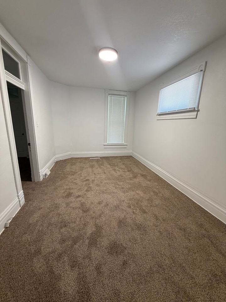 1101 N 13th St - Photo 6 of 16