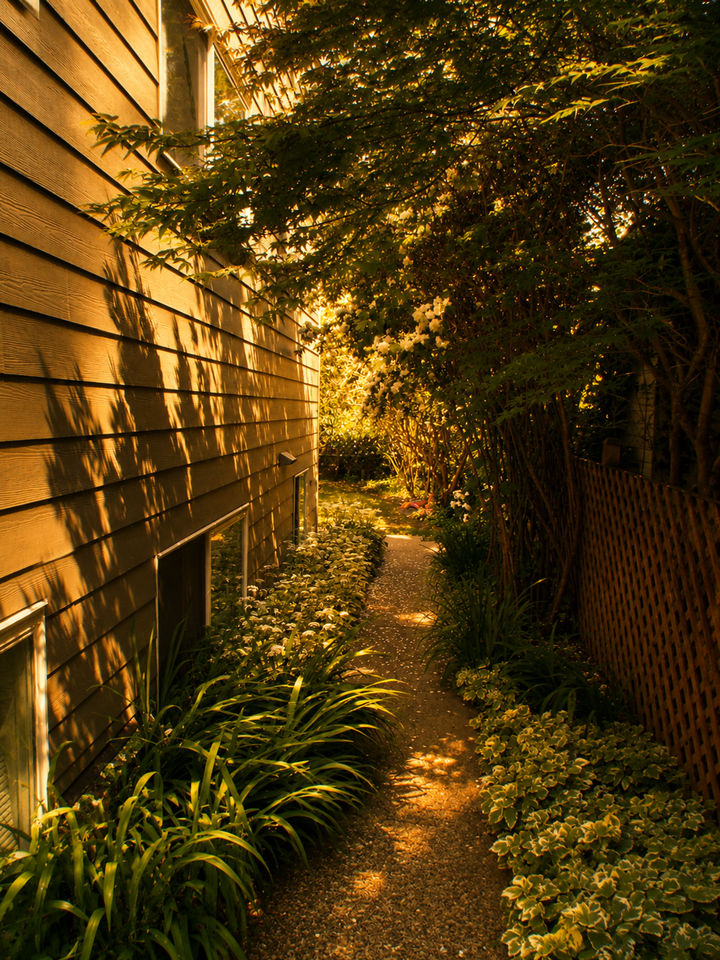 Evanston Apartments - Photo 2 of 5