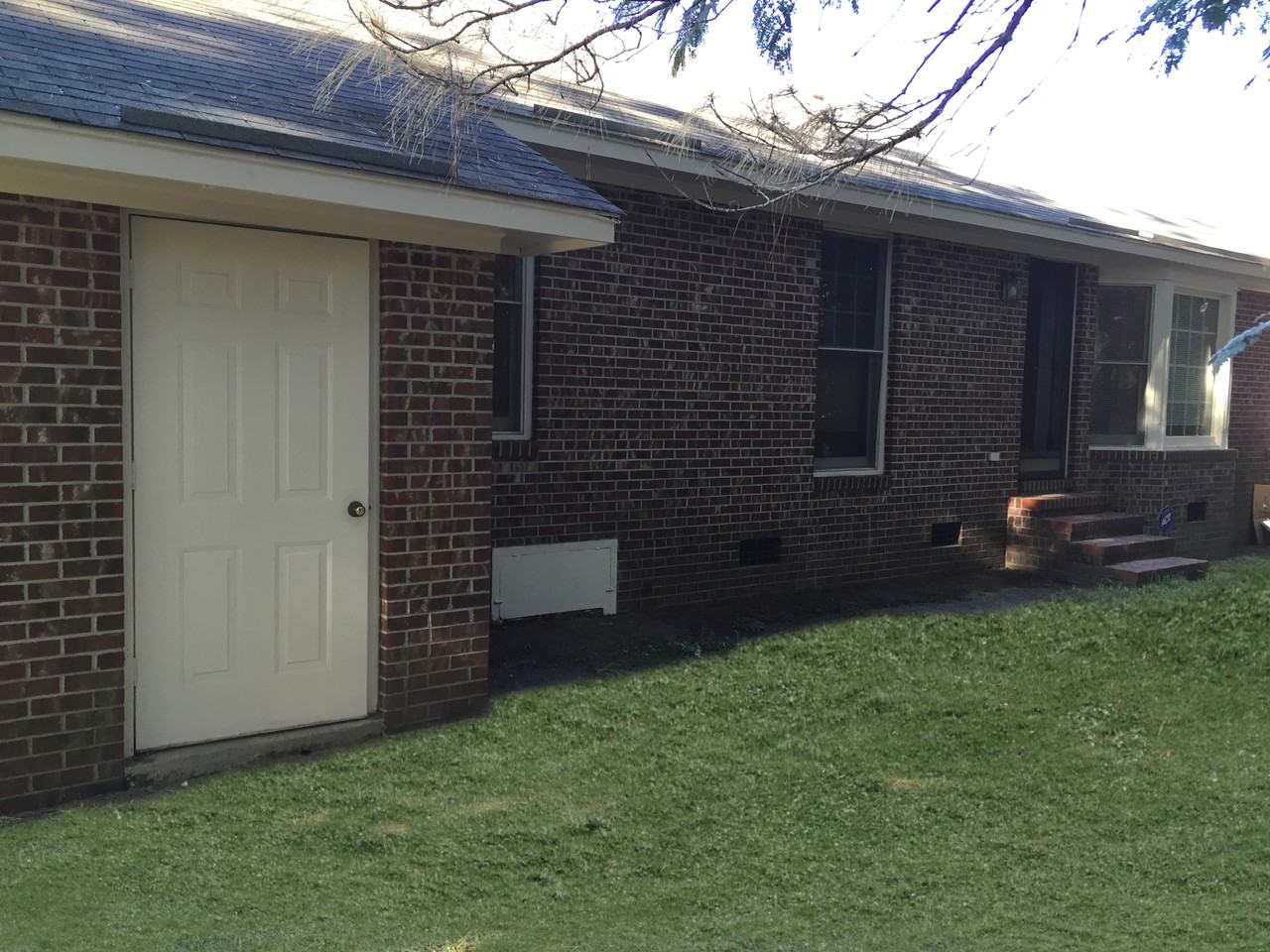 109 Dallas St - Photo 3 of 16