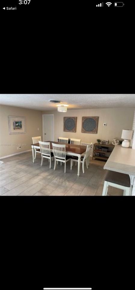1241 Manor Dr - Photo 7 of 9