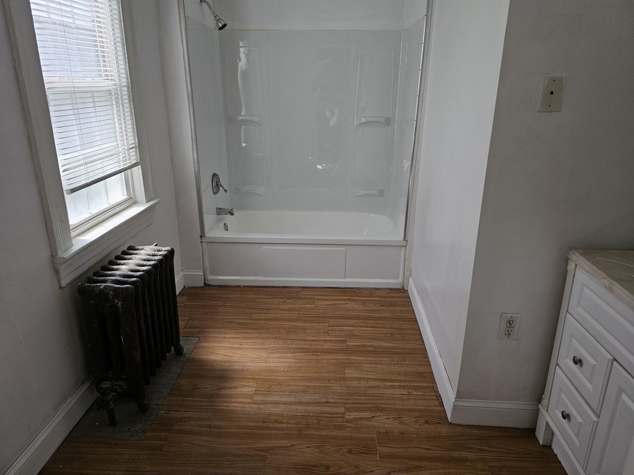 25 Alice St #25 - Photo 2 of 10