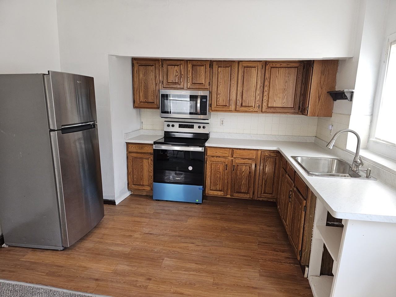 25 Alice St #25 - Photo 3 of 10
