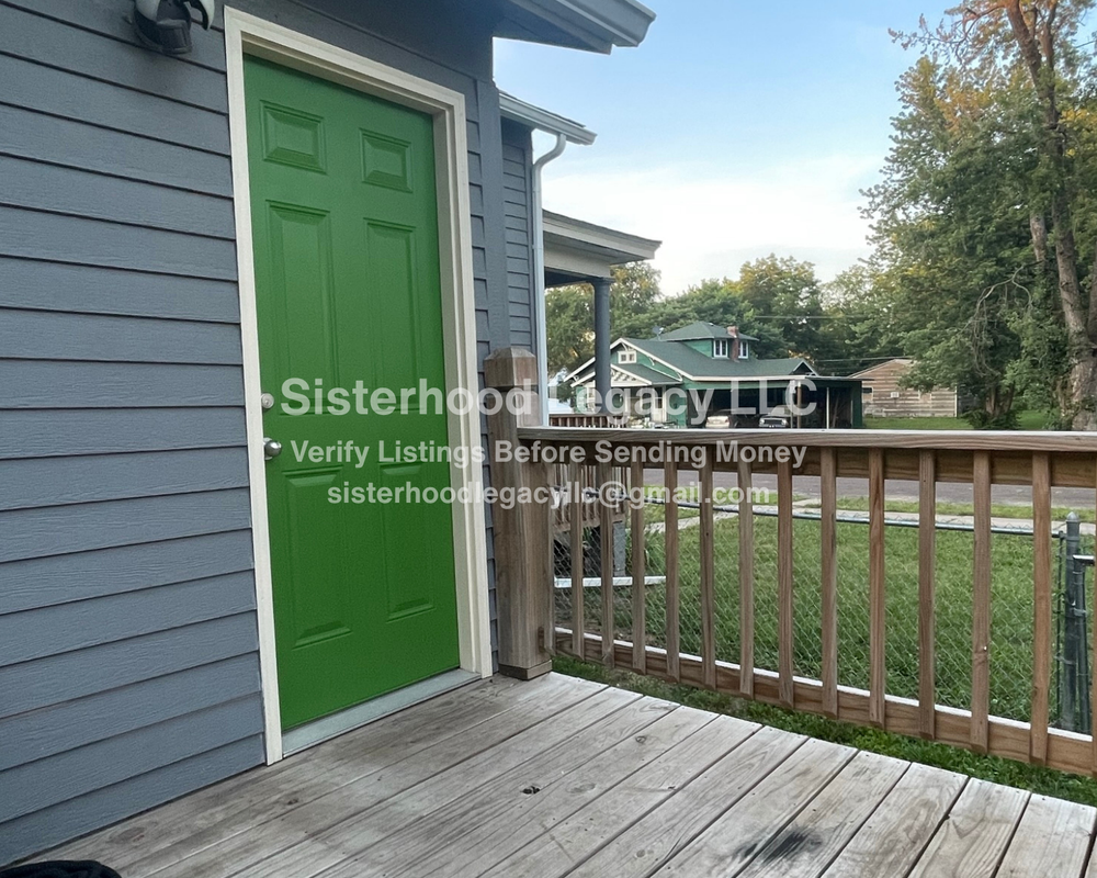 838 S Oak St - Photo 5 of 22