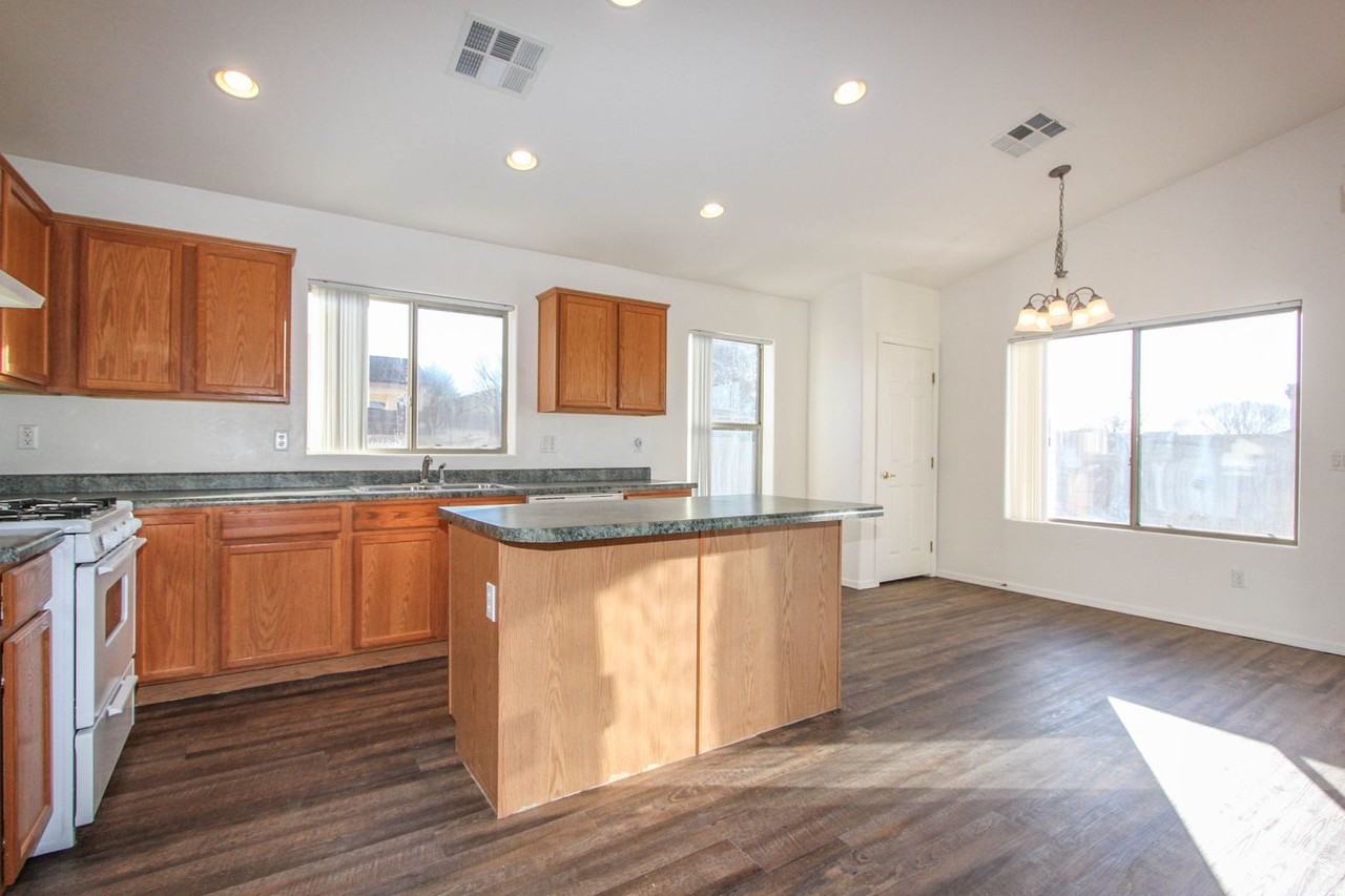 7586 N Summit Pass - Photo 6 of 21