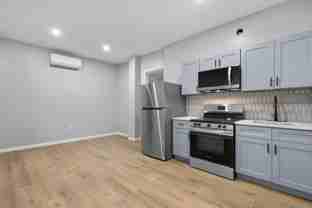 140 Grand St ##2a - Photo 1 of 1