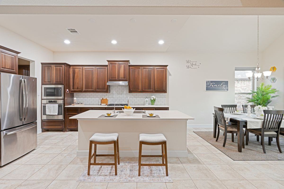228 Lockhart Loop - Photo 3 of 39