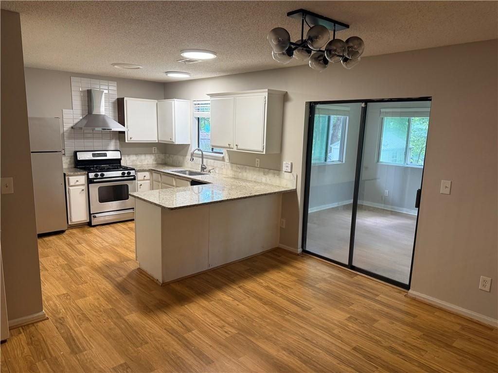1357 Michael Way - Photo 4 of 17
