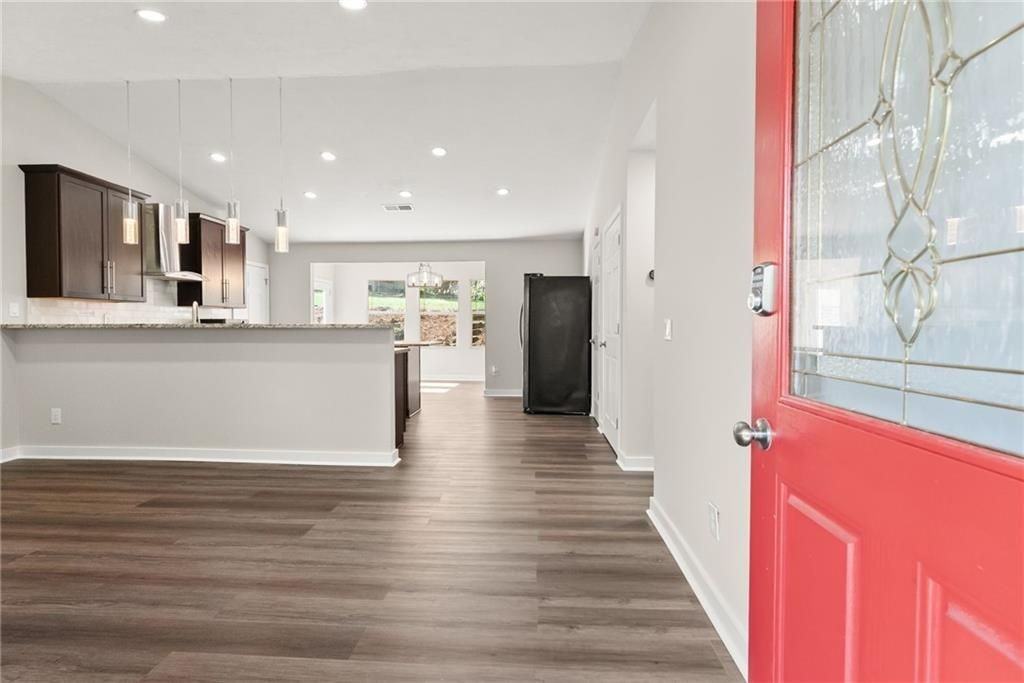 2050 Shaffer Rd - Photo 3 of 27