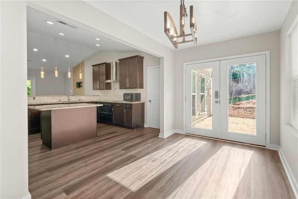 2050 Shaffer Rd - Photo 5 of 27
