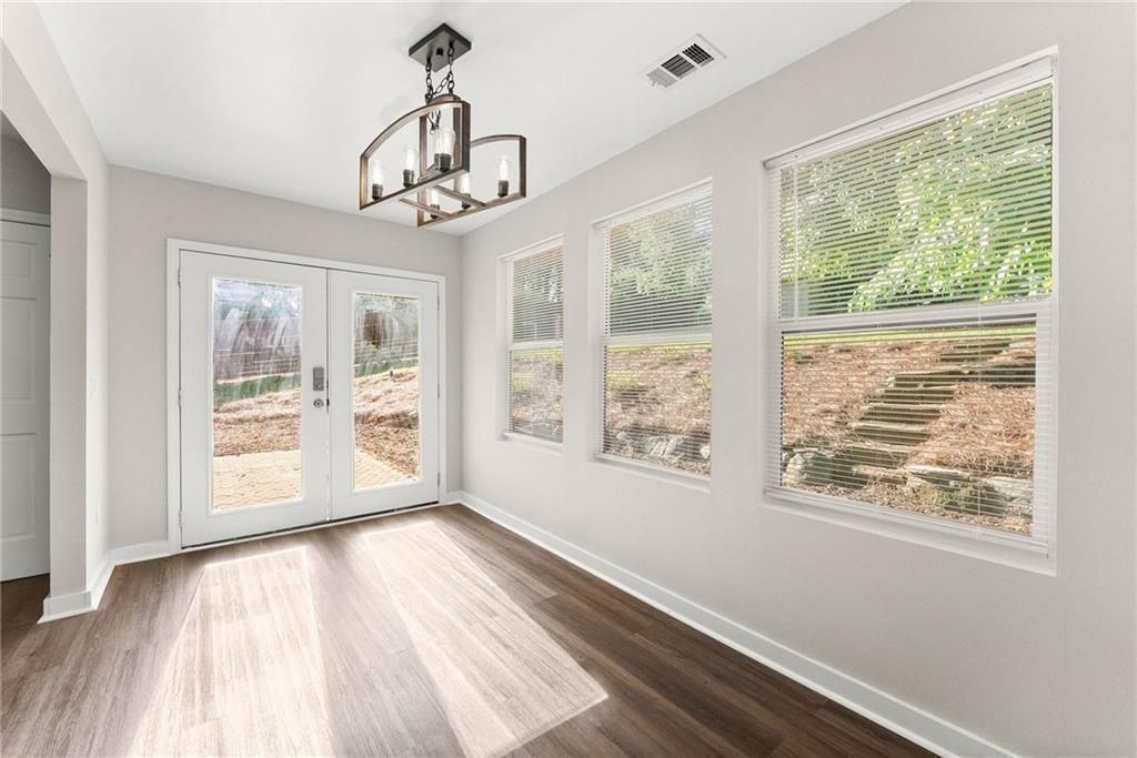 2050 Shaffer Rd - Photo 6 of 27