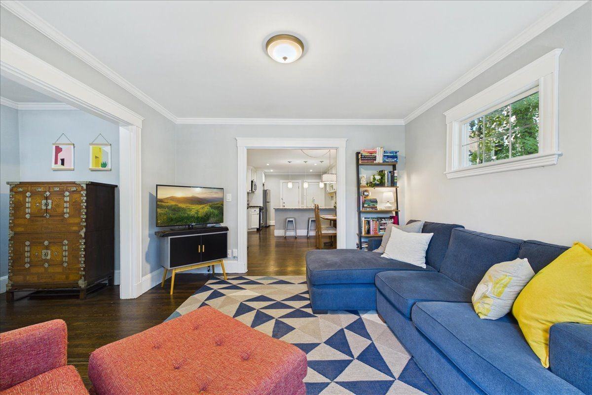 53 Torrey St - Photo 6 of 23