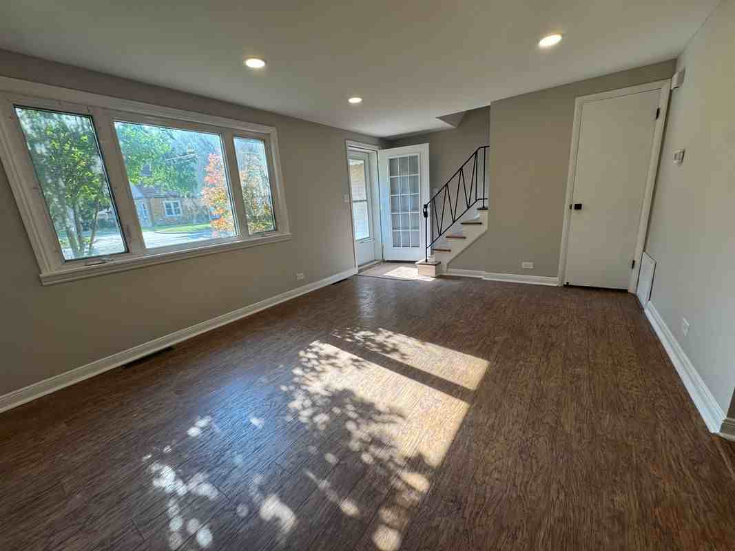 3820 Forest Ave - Photo 2 of 8