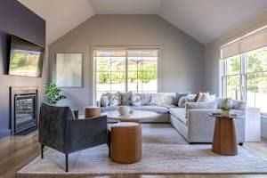 557 Bristol Ferry Rd ##B - Photo 5 of 27