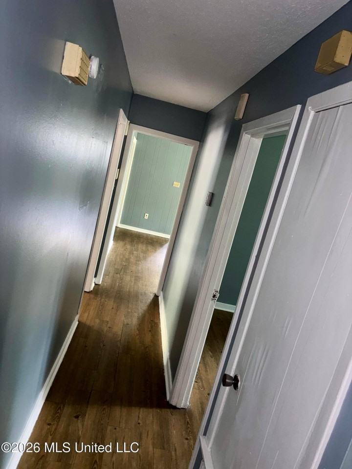 6663 Abraham Lincoln Dr - Photo 4 of 7