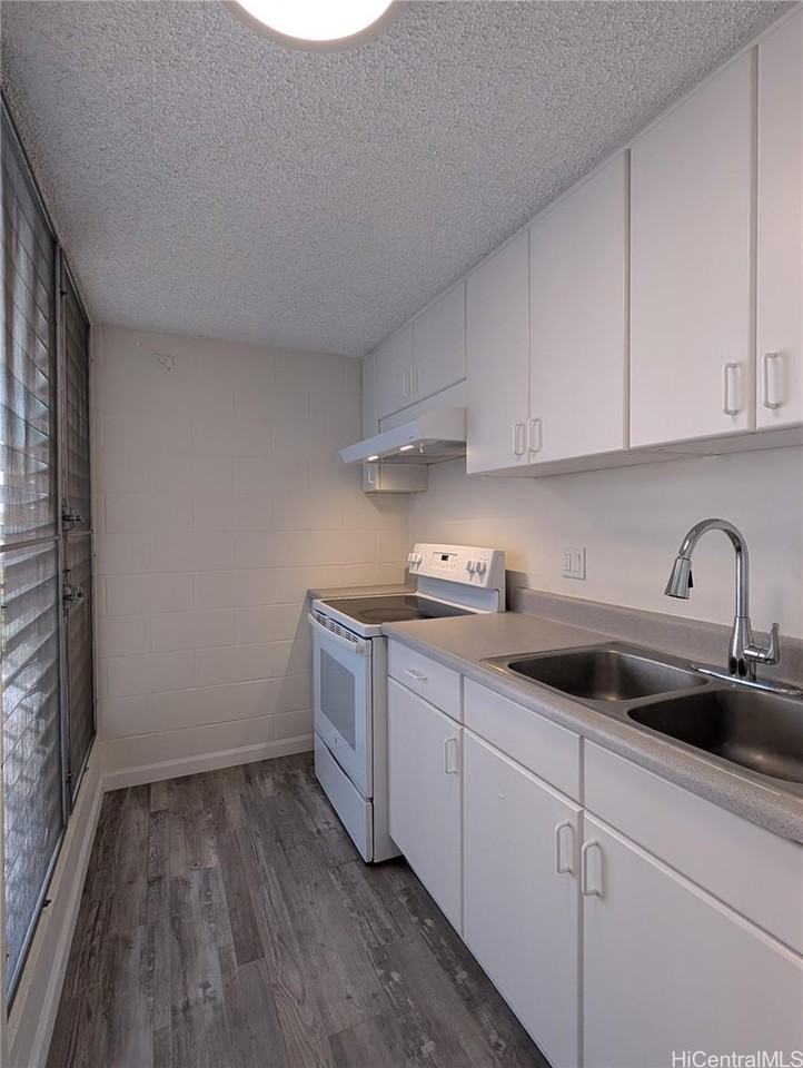 1541 Dominis St #1101 - Photo 4 of 17