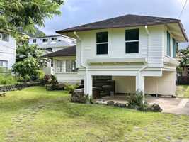featured image of 2610 Lowrey Ave
