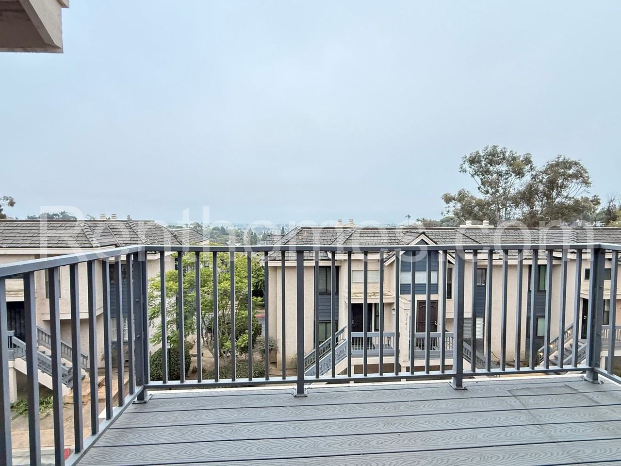 3745 Balboa Ter Unit C - Photo 6 of 29