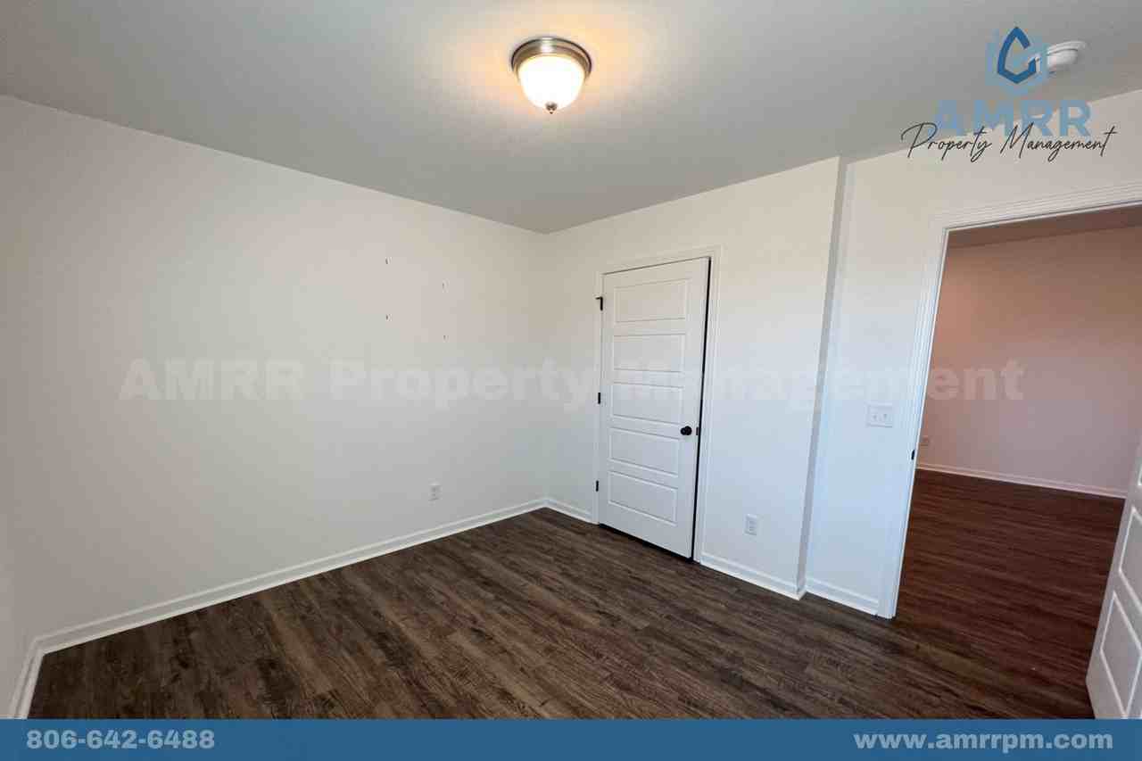 402 Alex Jordan Dr - Photo 2 of 29