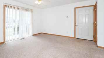 featured image of 944 Fotis Dr