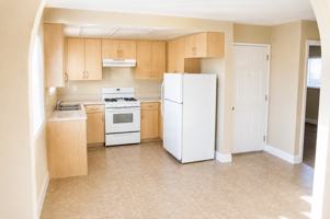 featured image of 951 W Summerland Ave