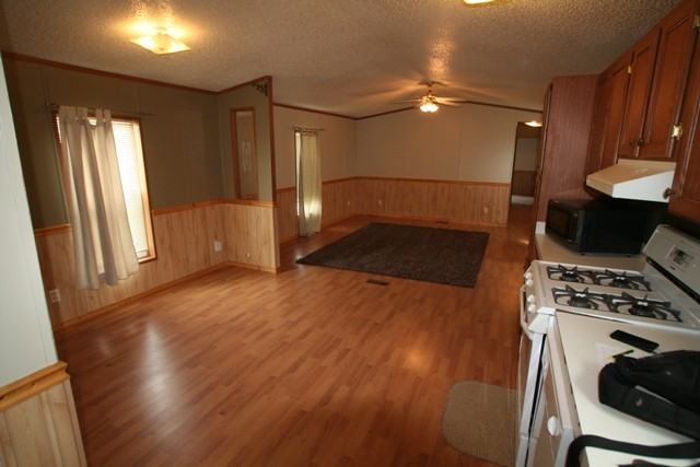2732 Donna Ave - Photo 3 of 14