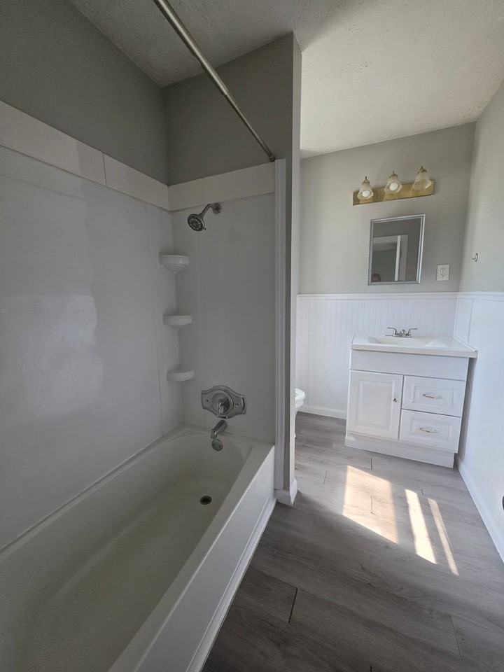 245 Cherry St - Photo 7 of 13