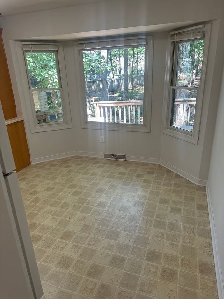 12904 Church Ct - Photo 4 of 11