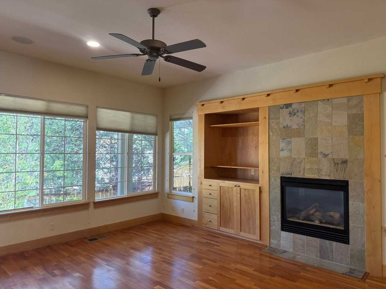 5041 Fall Colors Ct - Photo 6 of 16