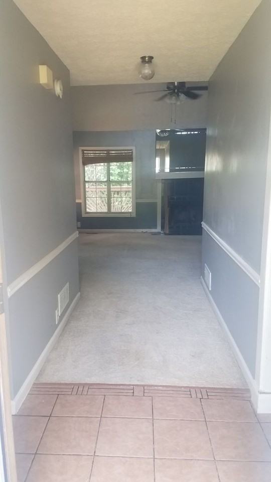 961 Cobb Place Manor Dr - Photo 3 of 18