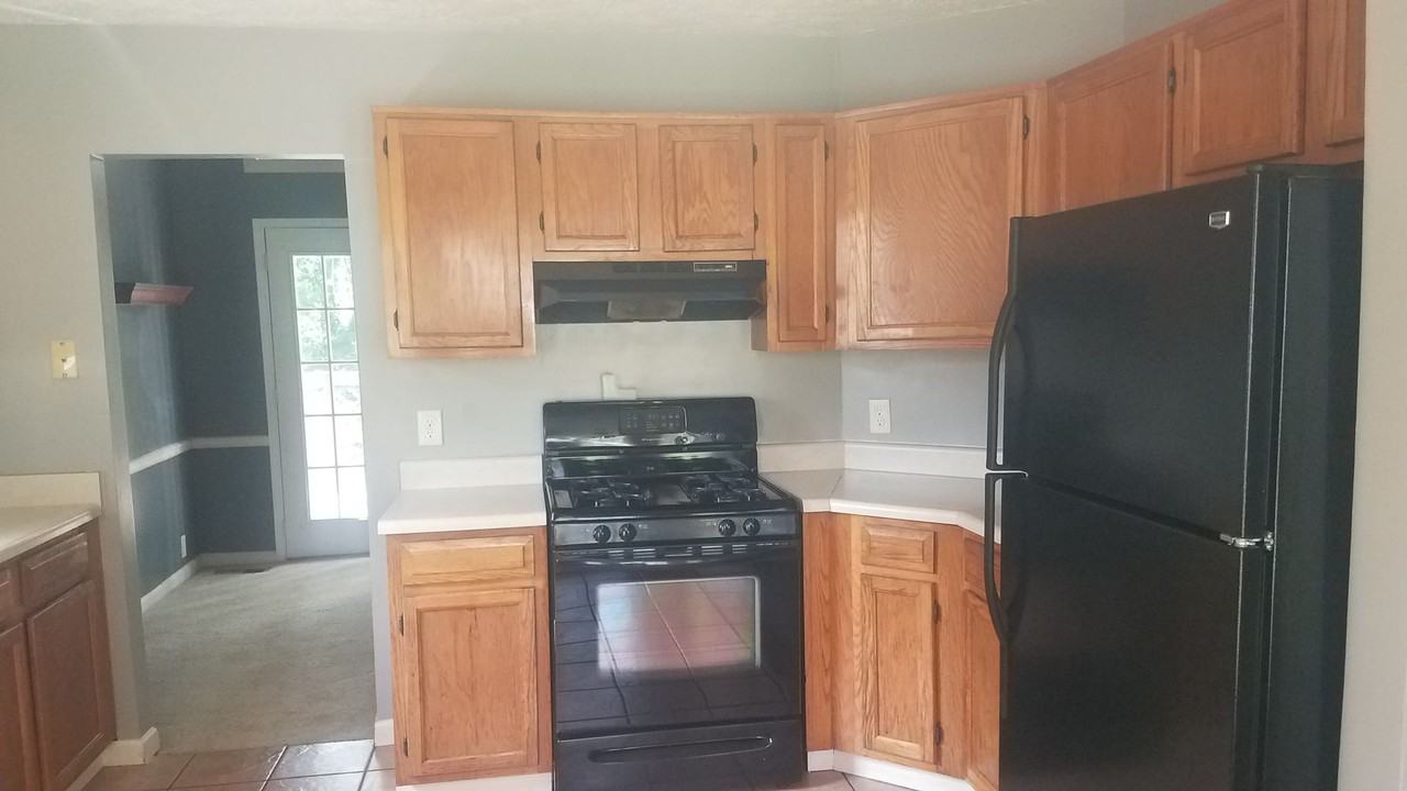 961 Cobb Place Manor Dr - Photo 5 of 18