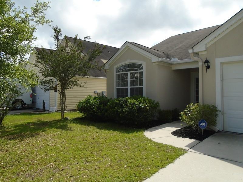 153 Pickett Creek Ln - Photo 2 of 26