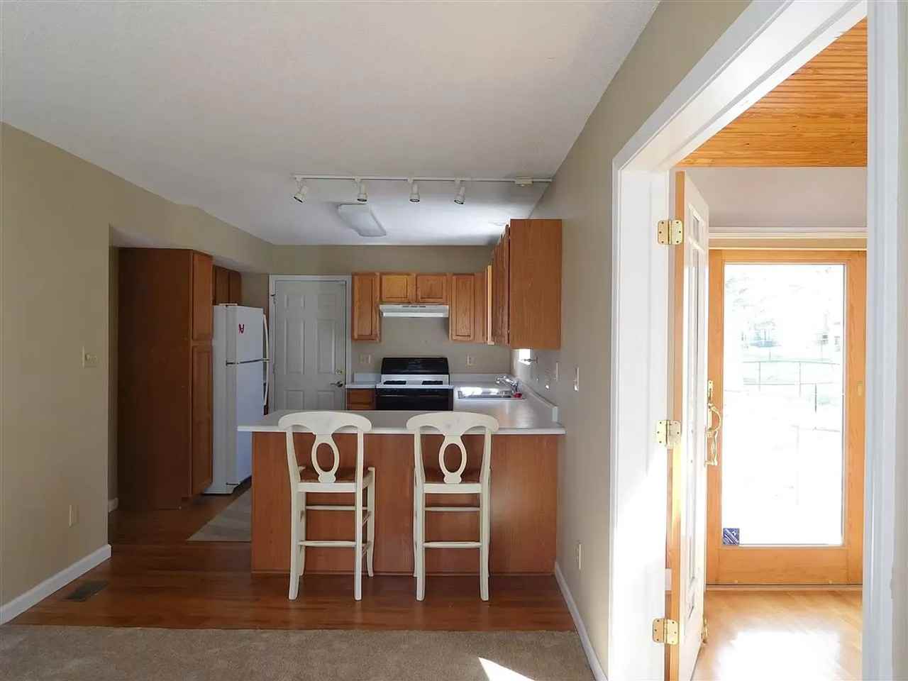 2291 S Sweetbriar Ct - Photo 6 of 16