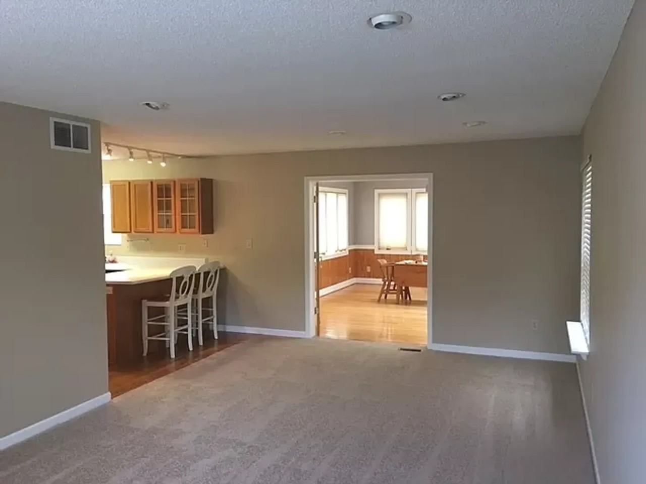 2291 S Sweetbriar Ct - Photo 7 of 16
