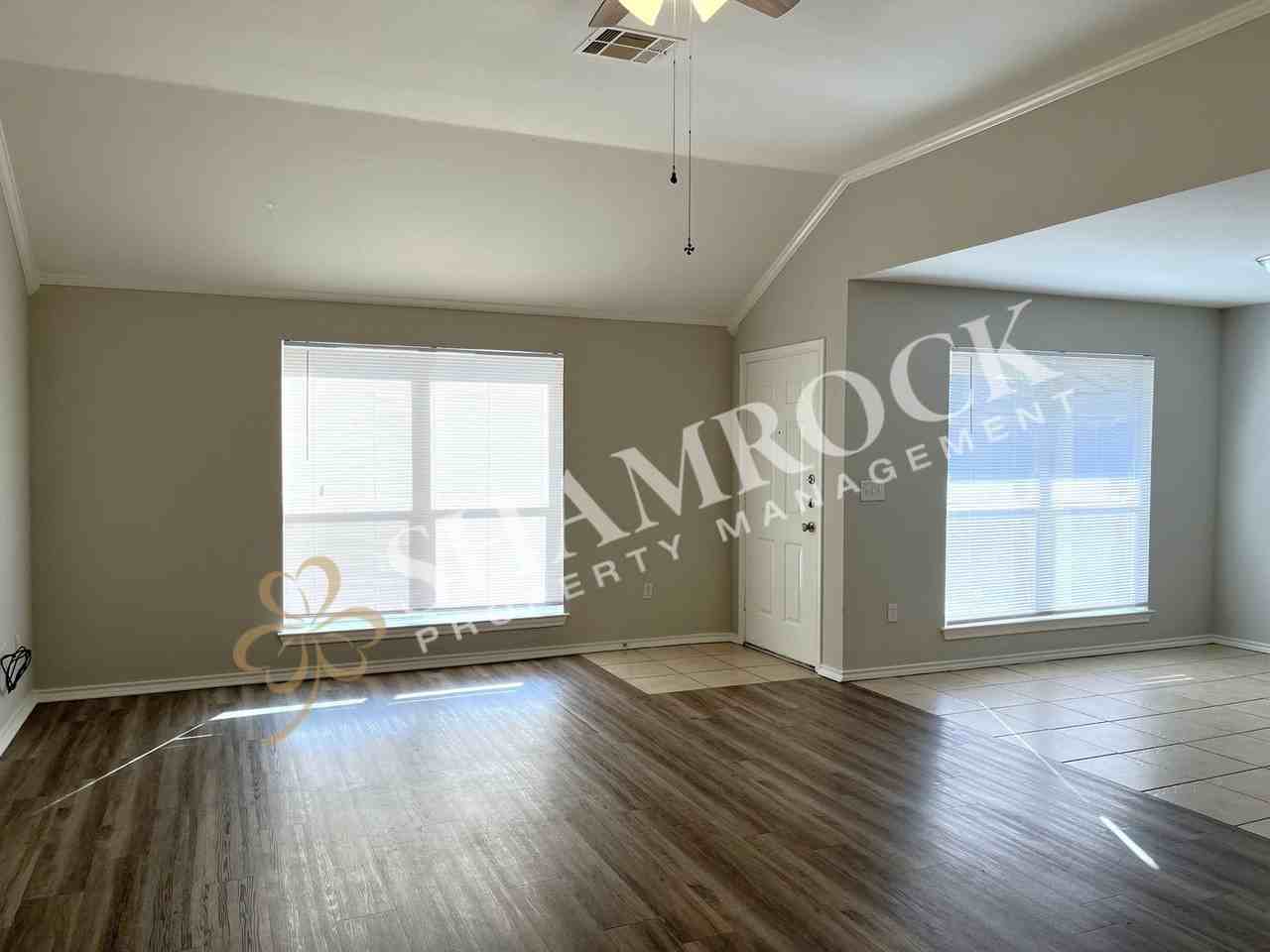 10205 Lilac Unit B - Photo 2 of 13