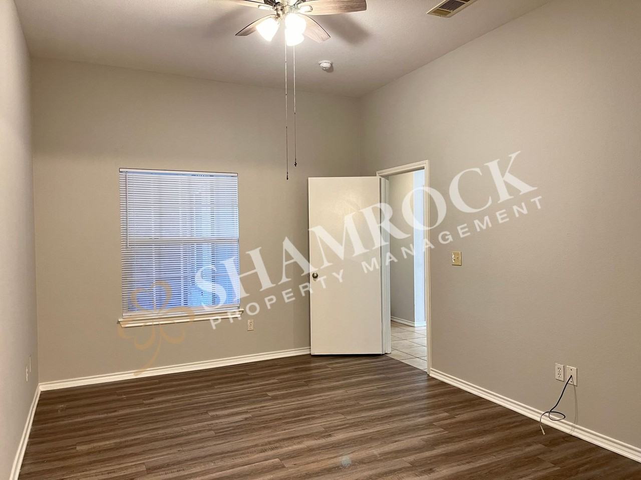 10205 Lilac Unit B - Photo 5 of 13