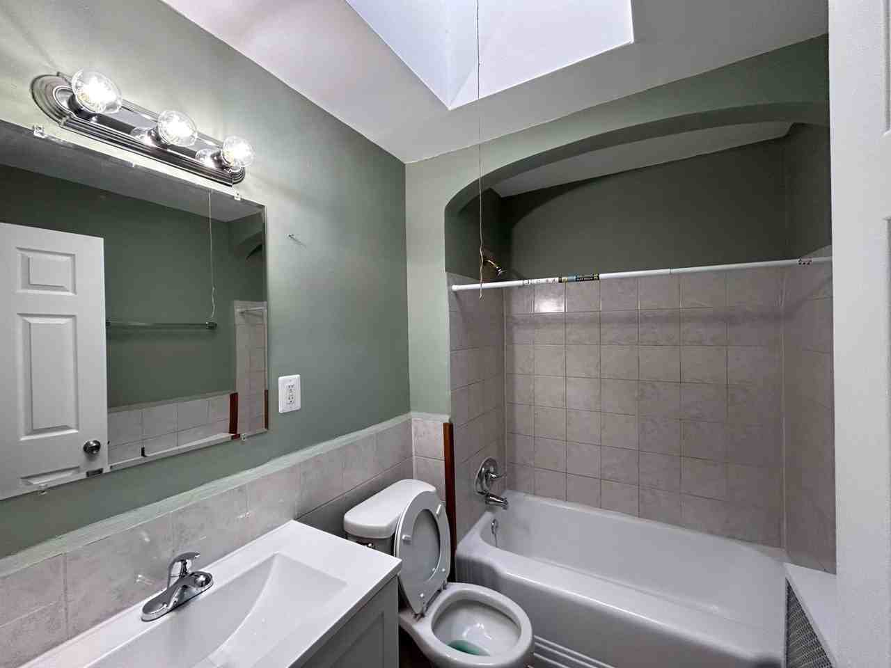 4302 Berger Ave - Photo 6 of 11