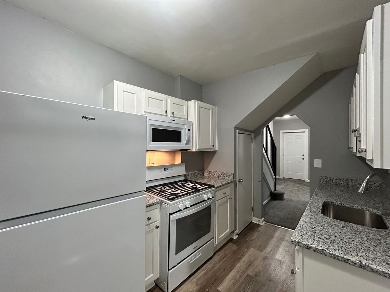 4702 Old York Rd - Photo 3 of 9