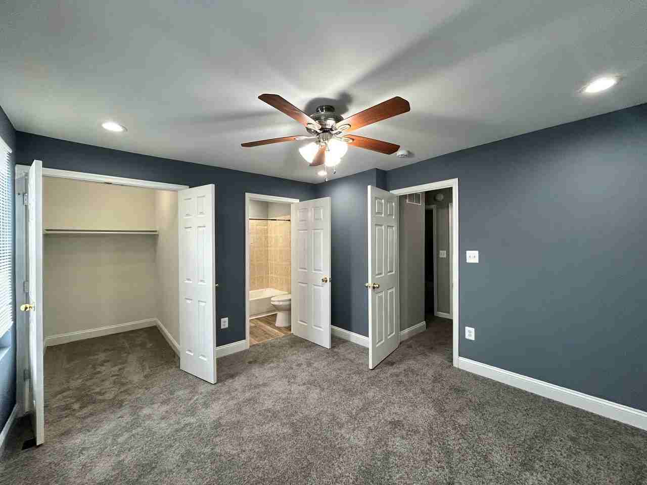 4702 Old York Rd - Photo 5 of 9