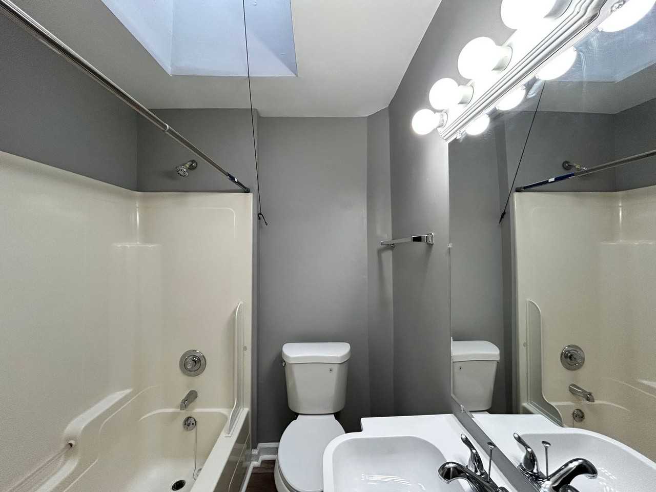 4702 Old York Rd - Photo 7 of 8