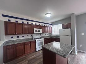 2571 Francis St - Photo 1 of 1