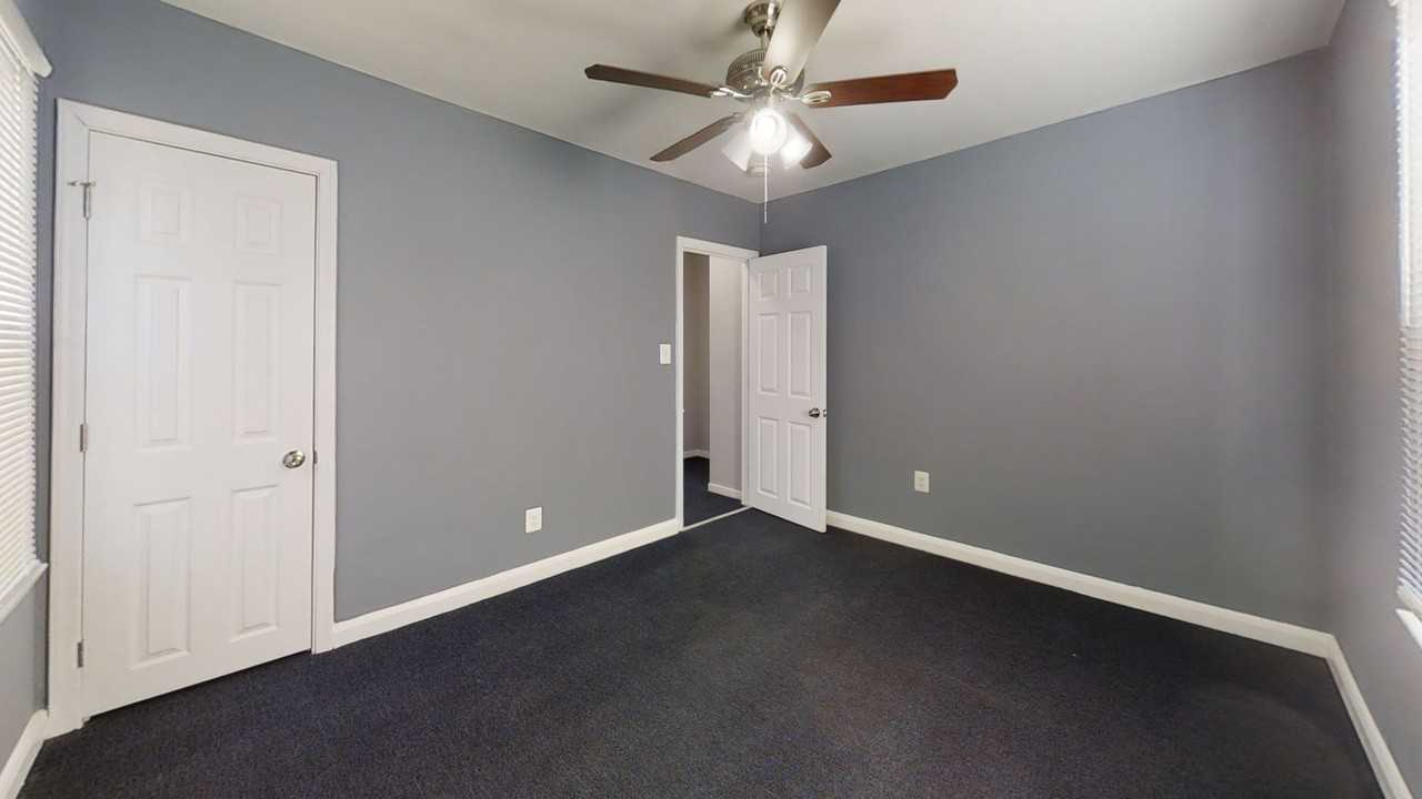33 Mitchell Ave - Photo 2 of 8