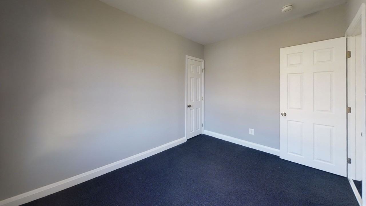 33 Mitchell Ave - Photo 5 of 8