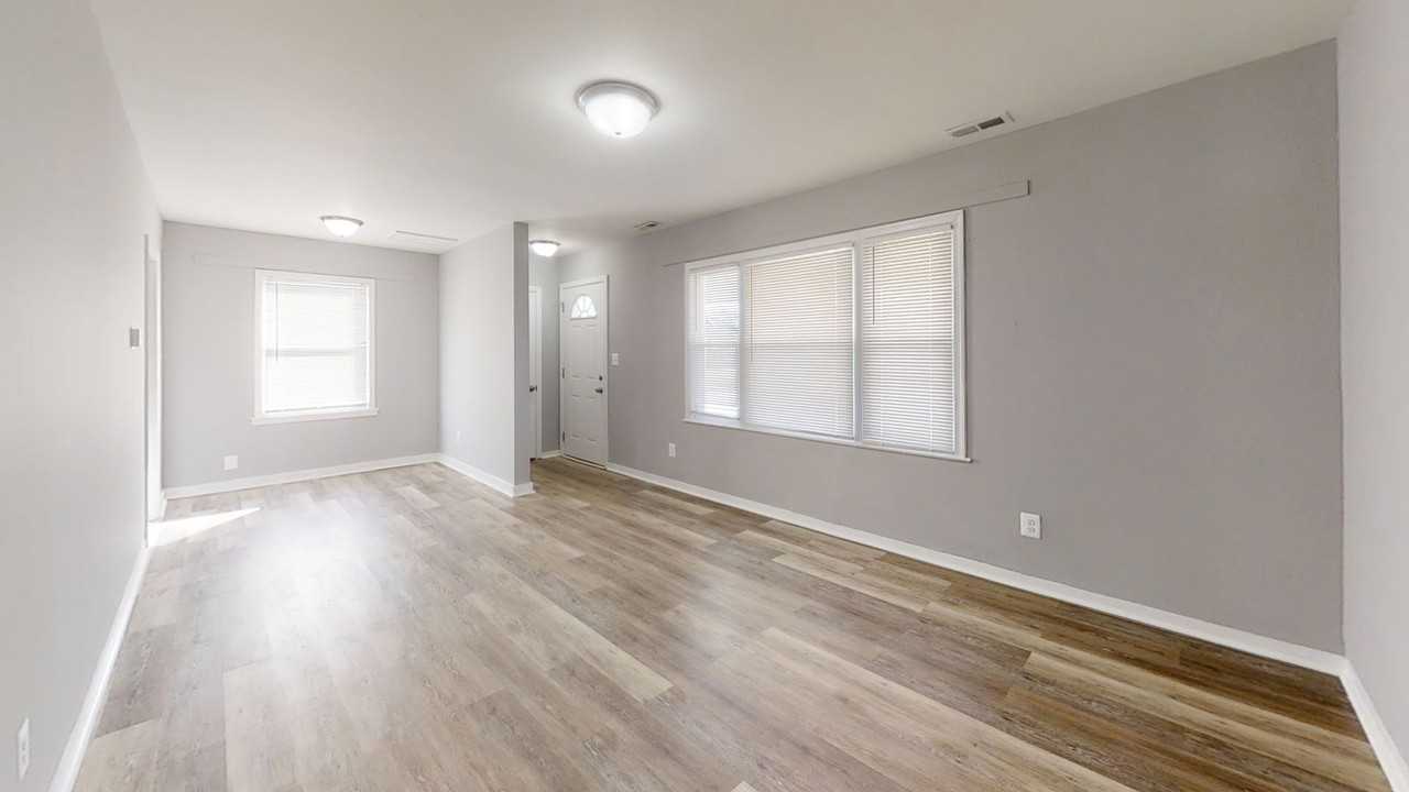 33 Mitchell Ave - Photo 7 of 8