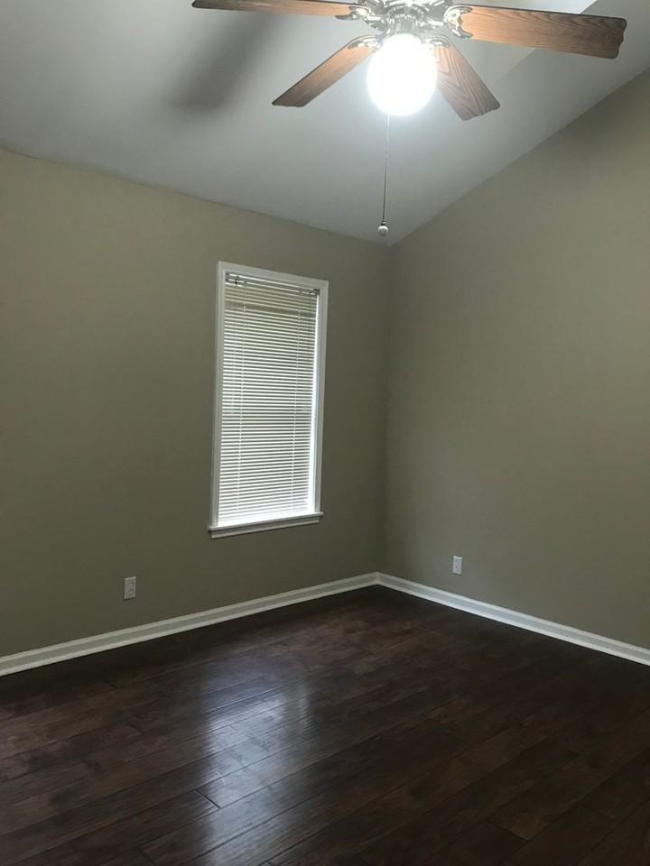957 Bayou Trace Dr - Photo 6 of 6